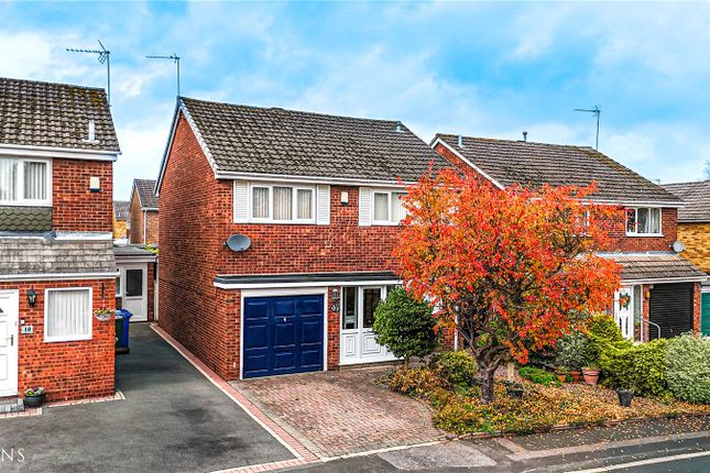 4 bed detached house