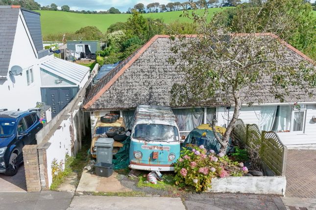 2 bedroom semi-detached bungalow for sale