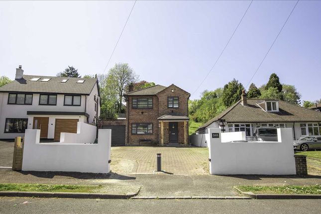 Caterham Drive 3 bed detached house for sale