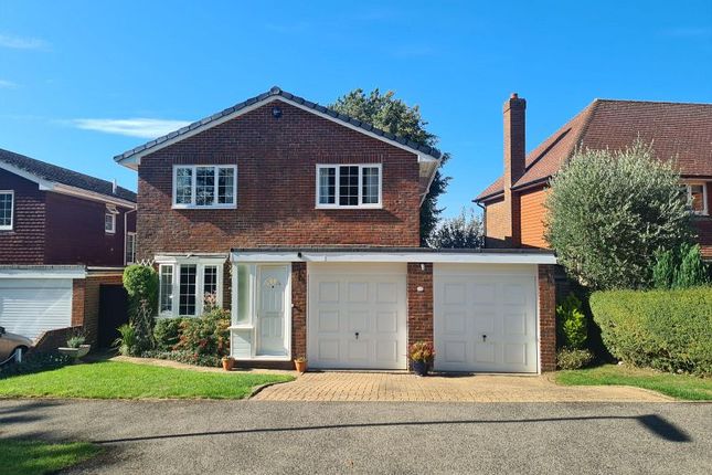 Downs View Road, Great Bookham KT23 4 bed detached house for sale