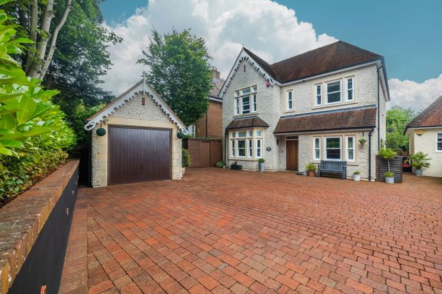 6 bedroom detached house for sale