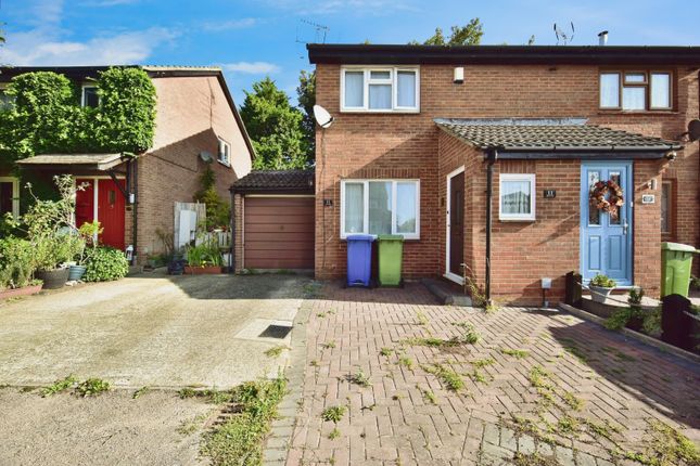 2 bedroom semi-detached house for sale