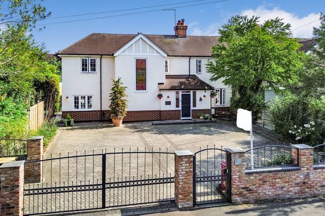 4 bedroom semi-detached house for sale