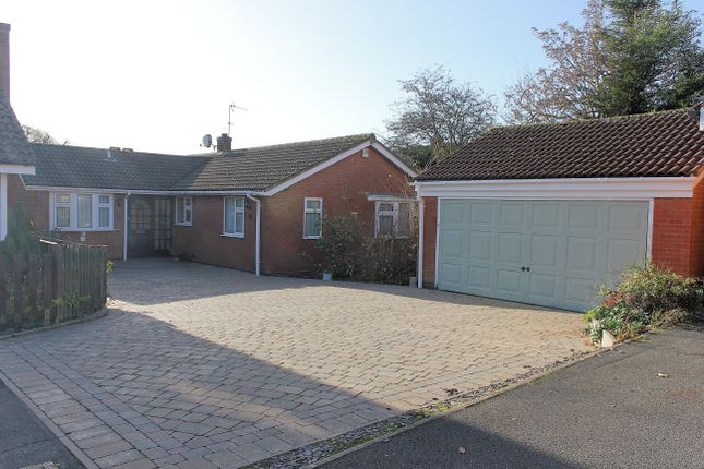 Padgate Close, Scraptoft, Leicester 3 bed detached bungalow for sale