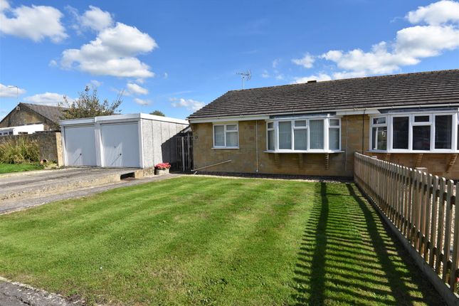 2 bedroom semi-detached bungalow for sale