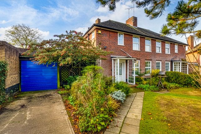 Little Youngs, Welwyn Garden City... 3 bed semi