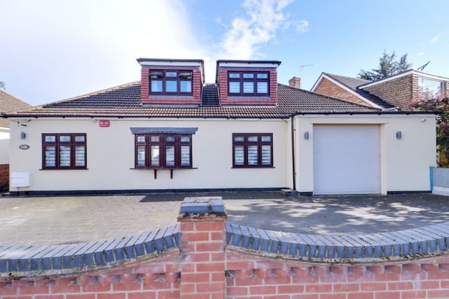Parsonage Road, Rainham RM13 3 bed detached bungalow for sale