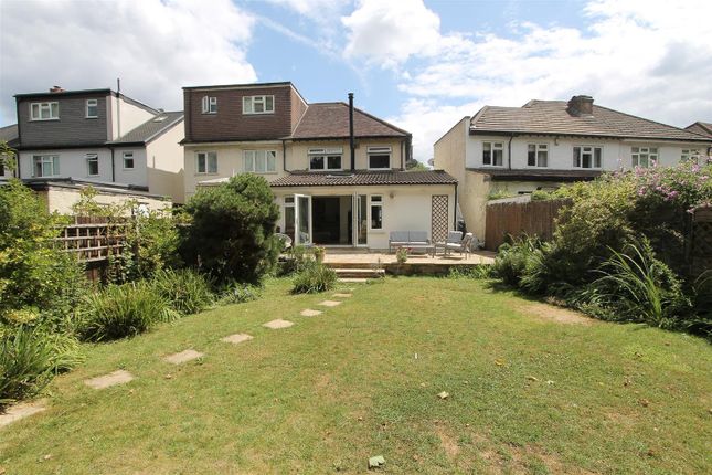 Victoria Avenue, Wallington SM6 3 bed semi