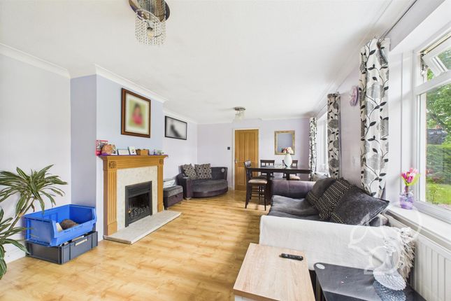 The Glebe, Bury St. Edmunds IP29 3 bed detached bungalow for sale