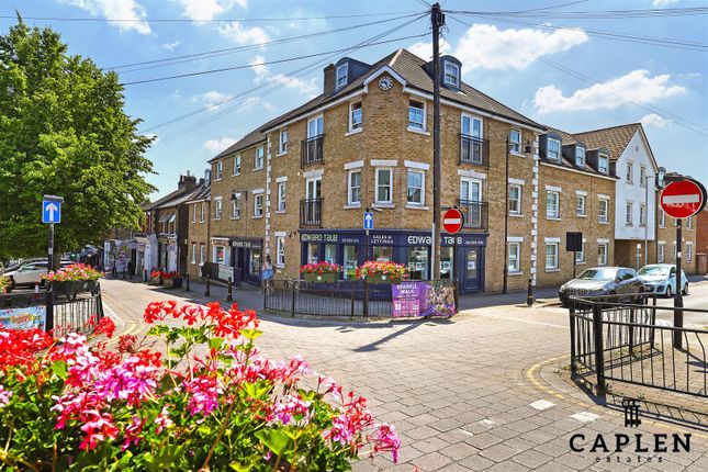 Kings Place, Buckhurst Hill 2 bed house for sale