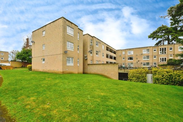 2 bed flat