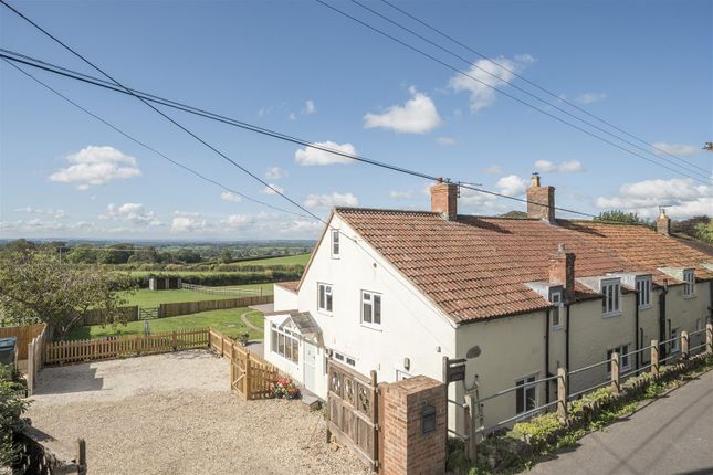 5 bedroom semi-detached house for sale