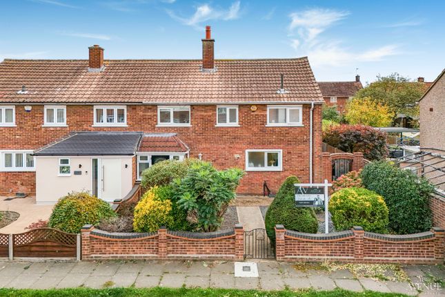 Whitmore Avenue, Stifford Clays 3 bed semi