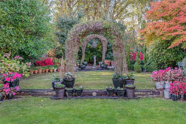 Chatsworth Road, London, W5 5 bed detached house for sale