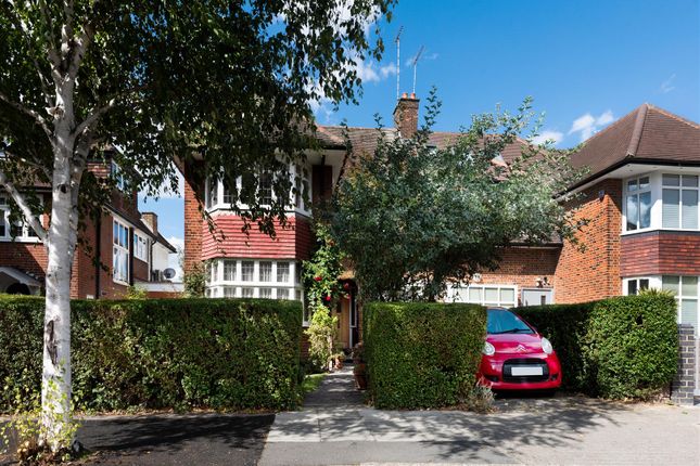 Harman Drive, The Hocrofts, NW2 4 bed house for sale