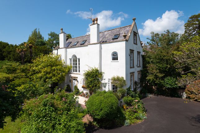 3 bed semi-detached house