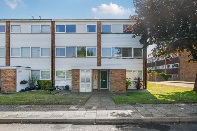 3 bed maisonette