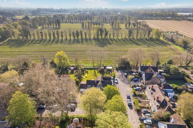 Bray, Maidenhead 5 bed detached house for sale