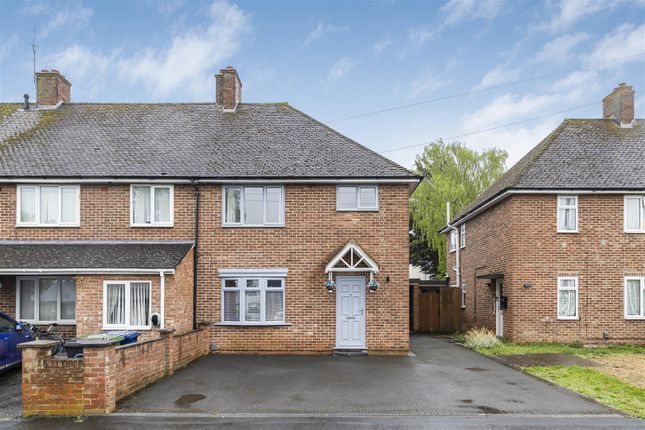 St. Vincents Close, Girton CB3 3 bed semi
