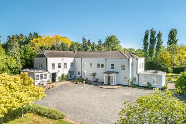 6 bedroom detached house for sale