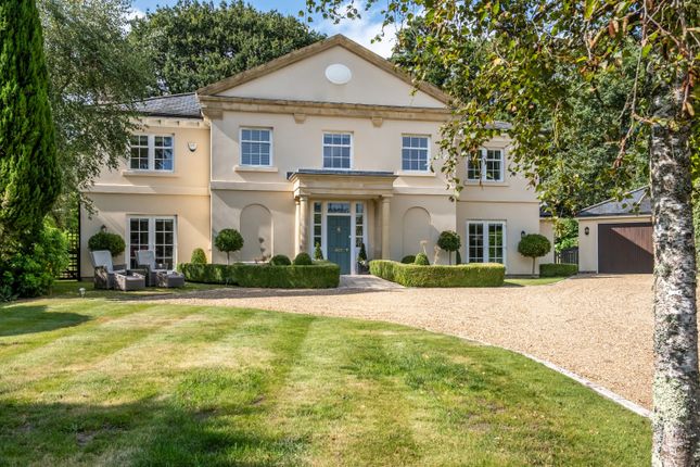 Hurst Park, Midhurst, West Sussex 4 bed detached house for sale