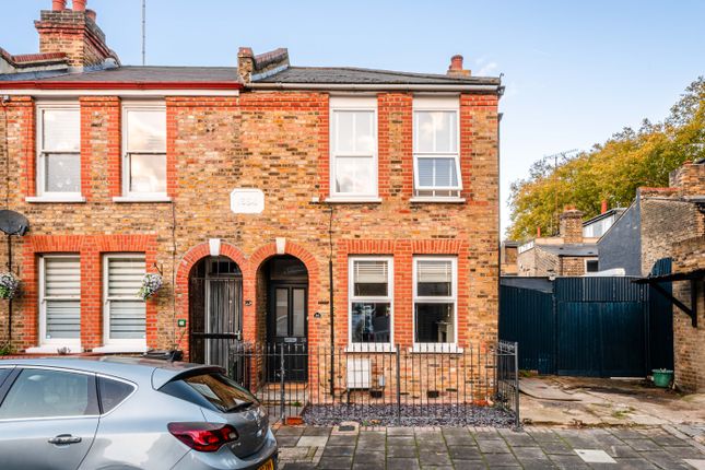 3 bed end terrace house