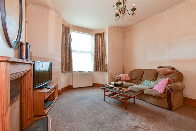 3 bed detached house