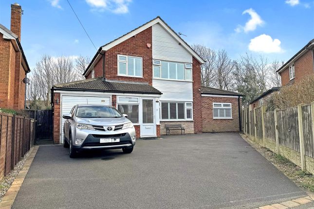 Fairway, Newark 3 bed detached house for sale