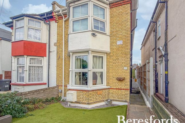 South Road, South Ockendon, RM15 2 bed semi