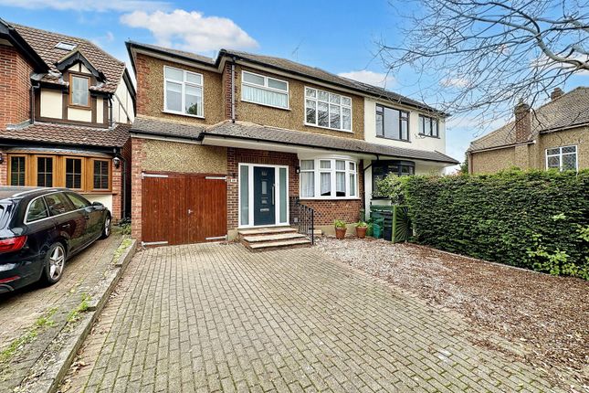 Kennel Lane, Billericay CM11 4 bed semi