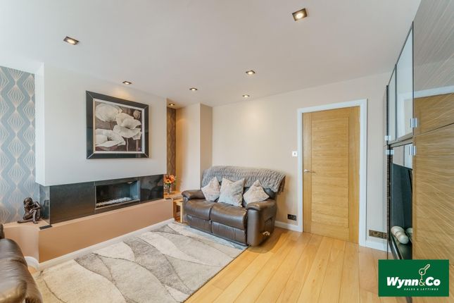 2 bed end terrace house