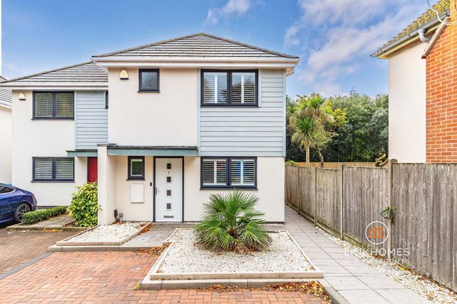 3 bed semi-detached house