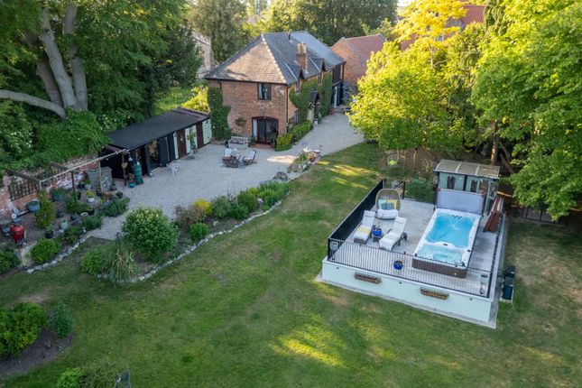 Beckingham Road, Walkeringham... 3 bed detached house for sale