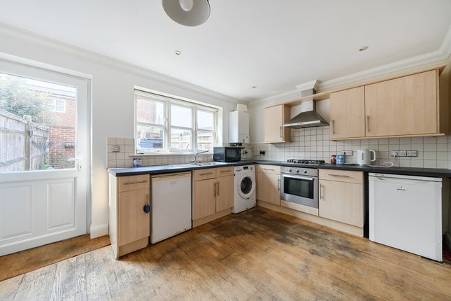 Stanley Cottages, Tunbridge Wells TN1 2 bed semi