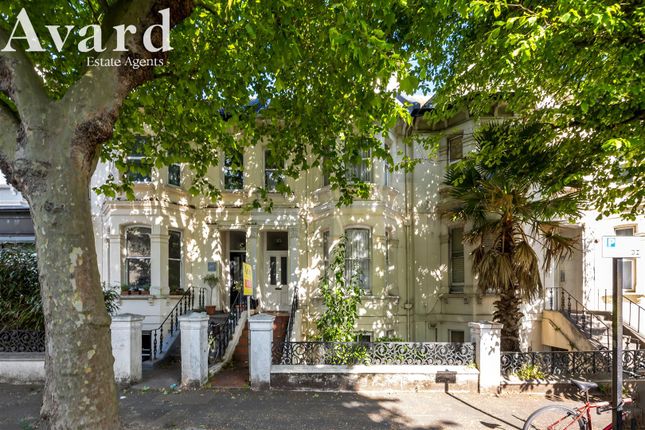 Sackville Road, Hove BN3 1 bed flat for sale