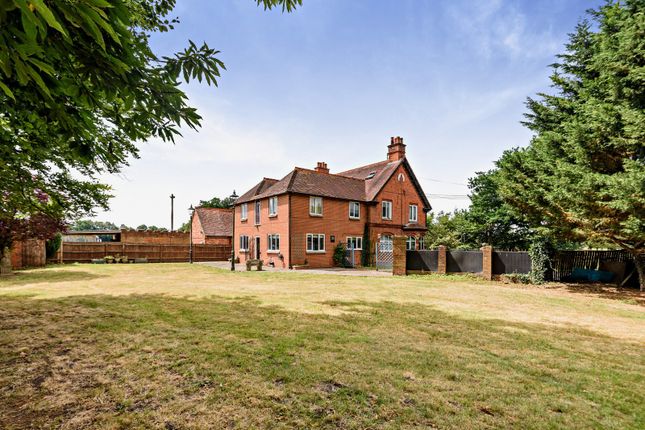 Whitchurch Hill, Oxfordshire 6 bed detached house for sale