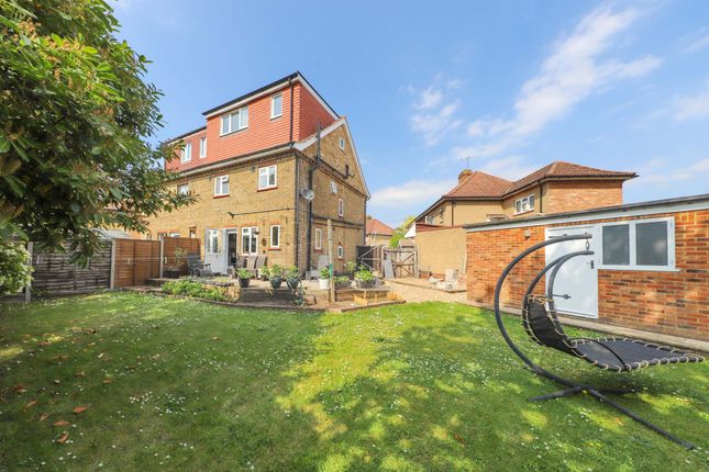 Barnacre Close, Uxbridge, UB8 4 bed semi
