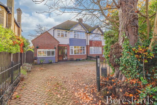 London Road, Brentwood, CM14 3 bed semi