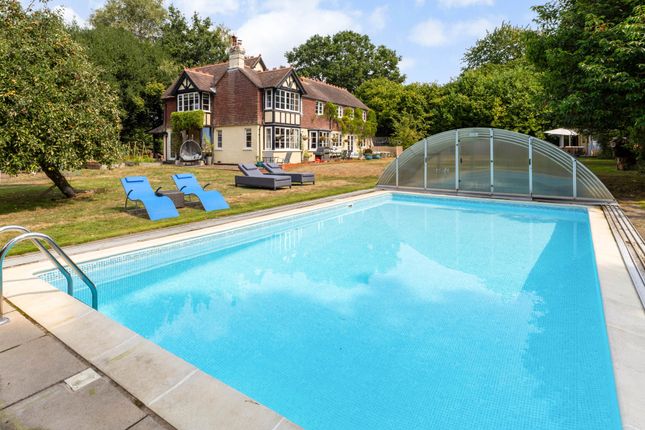 6 bedroom house for sale