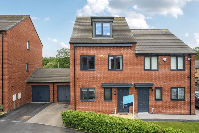 3 bedroom semi-detached house for sale