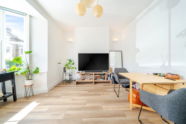 2 bed flat