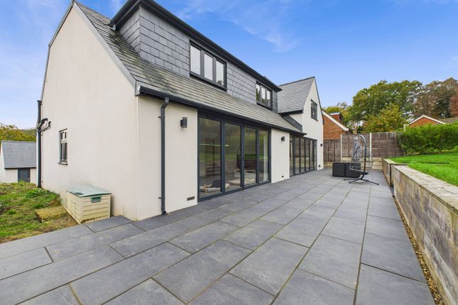 Marlow SL7 5 bed detached house for sale