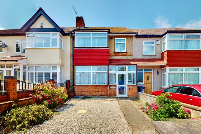 Portland Crescent, Greenford, UB6 3 bed terraced house for sale