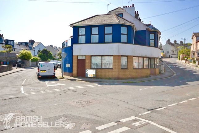 3 bedroom maisonette for sale