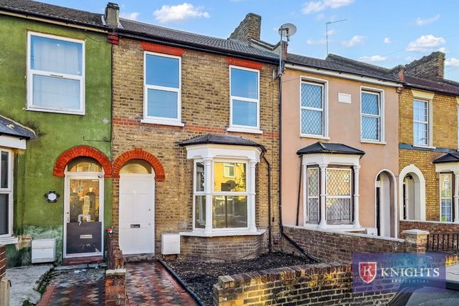 St Pauls Road, Tottenham, London, N17 3 bed terraced house for sale
