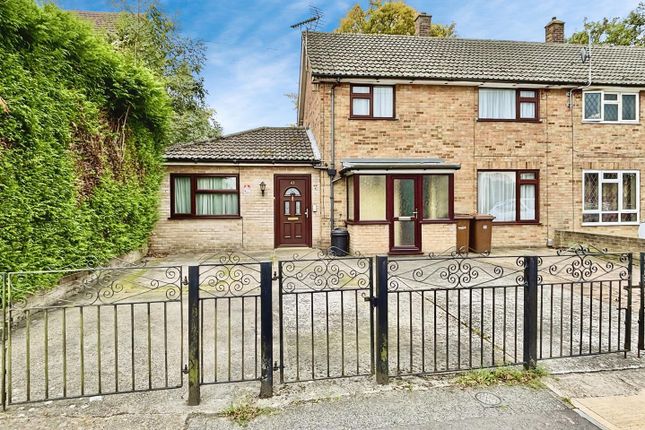4 bedroom semi-detached house for sale