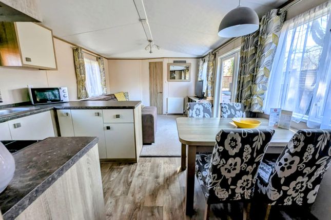2 bedroom park home for sale