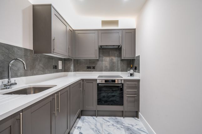 Black Eagle Drive, Northfleet, Gravesend 2 bed apartment for sale