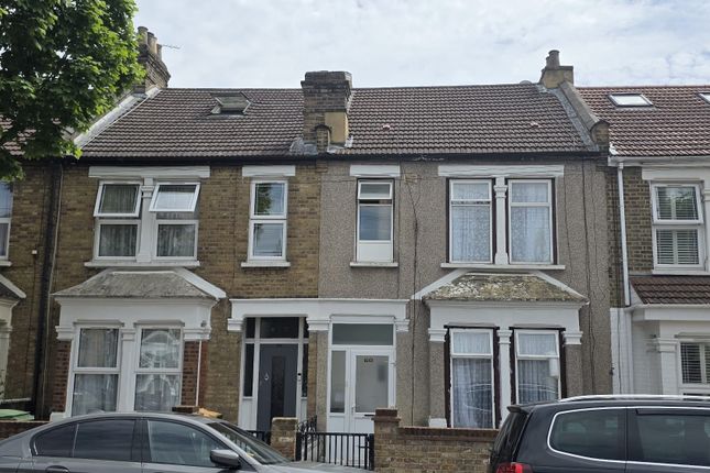 Forest Gate, Newham, E7 3 bed terraced house for sale