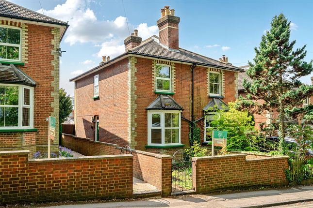 Nightingale Road, Guildford 2 bed house for sale